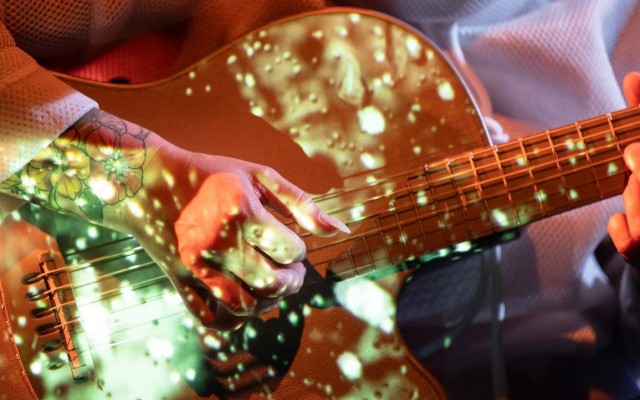 Kaki King - Festival GuitarFest / Concert de clôture des Femmes s'en mêlent